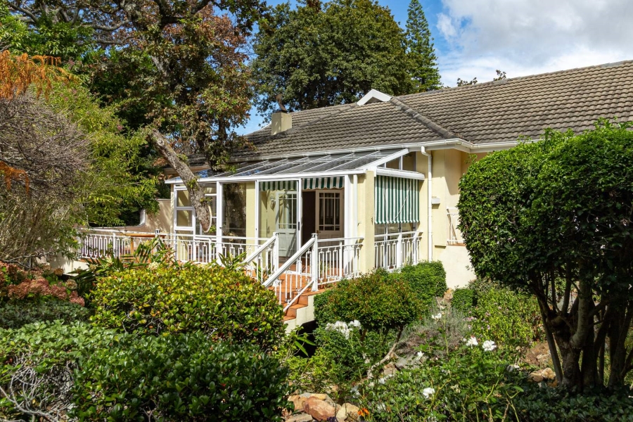 To Let 3 Bedroom Property for Rent in Newlands Western Cape